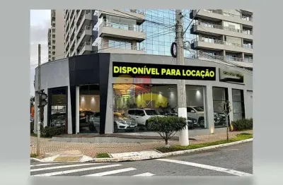 Imóvel comercial para alugar em centro de 237.00m² com 1 garagem