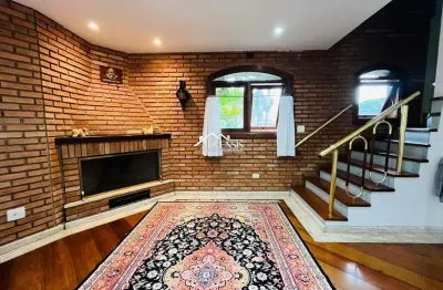 Sobrado para venda em dos casa de 535.00m² com 3 quartos, 3 suites e 8 garagens