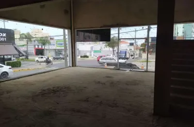 Sala comercial para alugar em alto de 200.00m² com 3 garagens