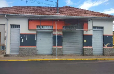 Casa comercial para alugar no Alto, Botucatu 