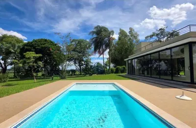 Chácara para venda em centro de 1533.00m² com 4 quartos, 3 suites e 30 garagens