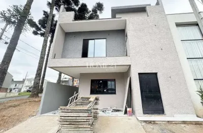 Sobrado para venda em Umbará de 185.00m² com 3 Quartos, 1 Suite e 2 Garagens