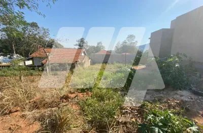 Terreno à venda no Centro, São Pedro 