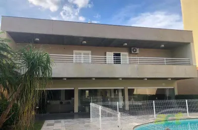 Casa para venda em centro de 800.00m² com 4 quartos, 4 suites e 9 garagens