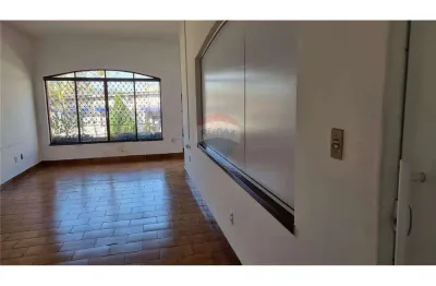 Imóvel comercial para alugar em bom jesus dos perdões de 410.00m²