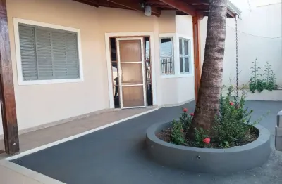 Casa para venda em santa mônica de 178.00m² com 3 quartos, 1 suite e 4 garagens