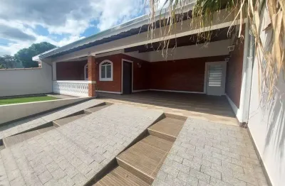 Casa para venda em mariluz de 210.00m² com 3 quartos, 1 suite e 4 garagens