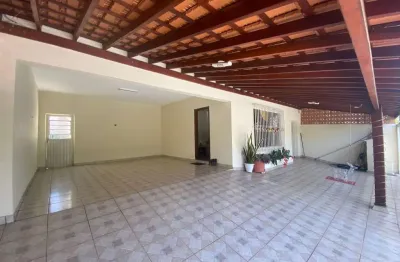 Casa para venda em vila aeroporto de 175.00m² com 3 quartos, 1 suite e 2 garagens