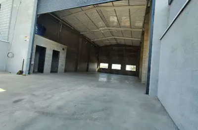 Galpão / depósito / armazém para alugar em jardim algodoal de 230.00m² com 3 garagens