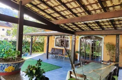 Casa para alugar em praia da lagoinha de 440.00m² com 3 quartos, 2 suites e 4 garagens