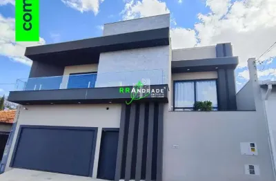 Sobrado para venda em centro de 200.00m² com 4 quartos, 1 suite e 2 garagens