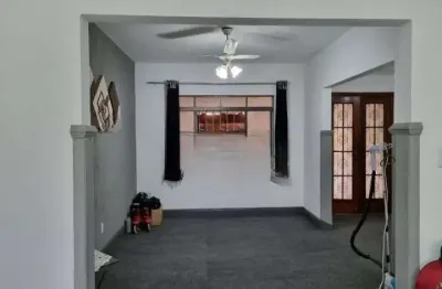 Sobrado para venda em cerâmica de 189.00m² com 3 quartos e 2 garagens