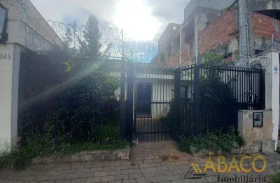 Prédio Comercial para alugar em Jardim Bethânia de 190.00m² com 2 Quartos, 1 Suite e 1 Garagem