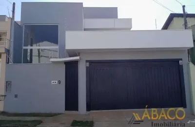 Sobrado para venda em planalto paraíso de 216.00m² com 3 quartos, 1 suite e 4 garagens