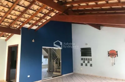 Casa para venda em Jardim Santiago de 278.00m² com 2 Quartos, 2 Suites e 2 Garagens