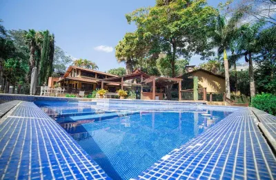 Casa para venda em chácara vale do rio cotia de 346.10m² com 4 quartos, 4 suites e 5 garagens