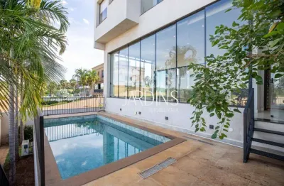 Casa de Condomínio para venda em Alphaville Iii de 514.00m² com 4 Quartos, 4 Suites e 2 Garagens