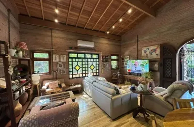 Casa para venda em residencial dona margarida de 187.00m² com 3 quartos, 3 suites e 2 garagens