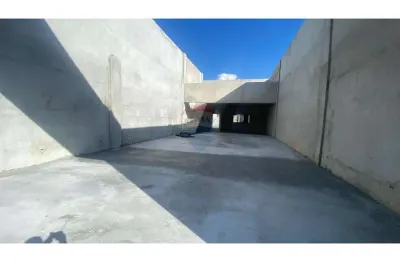 Galpão / depósito / armazém para alugar em jardim ponte grande de 160.00m²