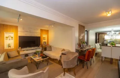 Sobrado para venda em seminário de 175.00m² com 3 quartos, 2 suites e 2 garagens