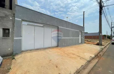 Casa para venda em jardim imperial de 84.00m² com 3 quartos, 2 suites e 4 garagens