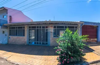 Casa para venda em jardim são francisco de 240.00m² com 3 quartos, 1 suite e 3 garagens