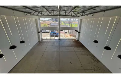 Galpão / Depósito / Armazém para alugar em Vila Bressan de 202.00m²