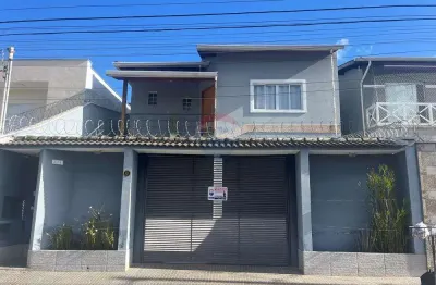 Casa para venda em Residencial Dos Lagos de 177.17m² com 3 Quartos, 1 Suite e 4 Garagens