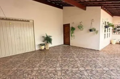 Casa para venda em Jardim Amália de 192.00m² com 3 Quartos e 3 Garagens