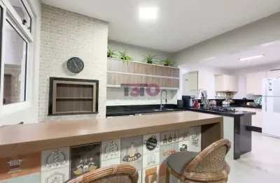 Sobrado para venda em Boa Vista de 198.00m² com 4 Quartos, 2 Suites e 3 Garagens