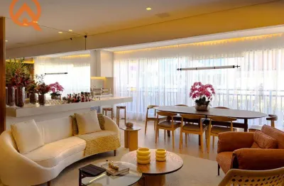 Cobertura para venda em Cambuí de 256.00m² com 3 Quartos, 3 Suites e 3 Garagens