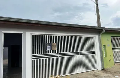 Casa para alugar em Jardim dos Colibris de 127.00m² com 3 Quartos, 1 Suite e 2 Garagens