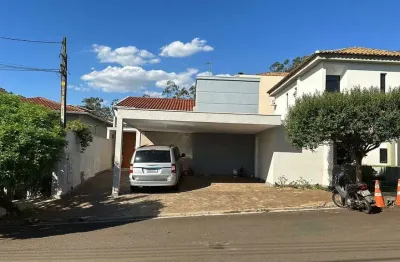 Casa para venda em Nova Aliança de 258.00m² com 3 Quartos, 1 Suite e 2 Garagens