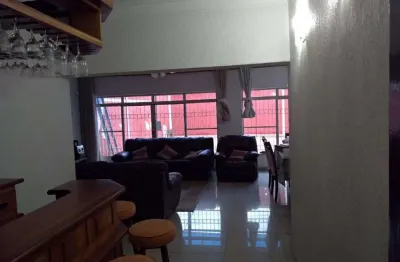 Sobrado para venda em Vila Constança de 258.00m² com 4 Quartos, 1 Suite e 4 Garagens