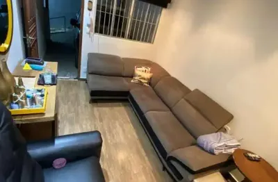 Sobrado para venda em Parada Xv De Novembro de 70.00m² com 2 Quartos