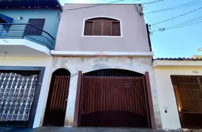 Casa para venda em Parque Ribeirão Preto de 229.00m² com 3 Quartos, 3 Suites e 2 Garagens