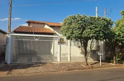 Casa para venda em Jardim América de 170.00m² com 3 Quartos, 1 Suite e 1 Garagem