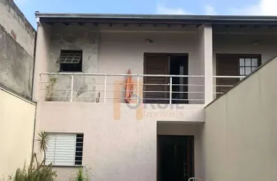 Sobrado para venda em Alto Ipiranga de 233.00m² com 5 Quartos e 4 Garagens