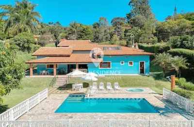 Casa para venda em Capela Do Barreiro de 319.00m² com 5 Quartos, 5 Suites e 8 Garagens