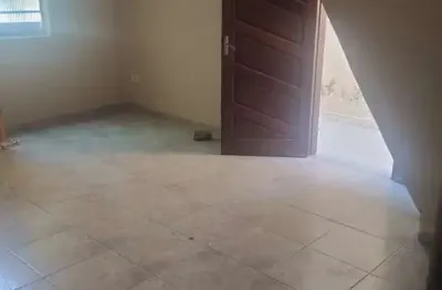 Sobrado para venda em Taboão de 125.00m² com 3 Quartos e 2 Garagens