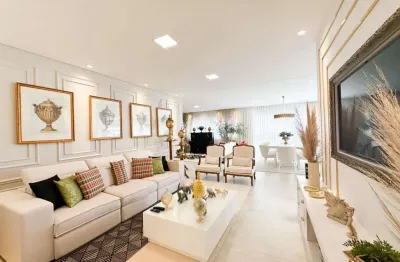 Apartamento para venda em Itapema de 250.00m² com 4 Quartos, 4 Suites e 3 Garagens