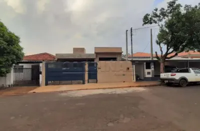 Casa para venda em Jardim Quitandinha de 100.00m² com 2 Quartos e 2 Garagens