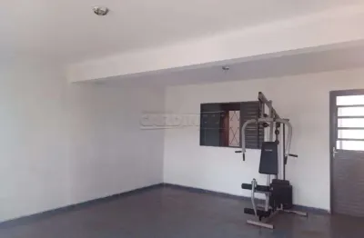 Casa para venda em Parque Santa Felícia Jardim de 150.00m² com 3 Quartos e 1 Garagem
