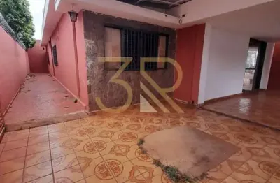 Casa para alugar em Jardim Paulistano de 206.00m² com 4 Quartos e 2 Garagens