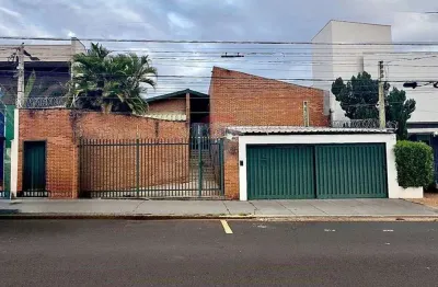 Casa para alugar em Centro de 500.09m² com 4 Quartos e 2 Suites