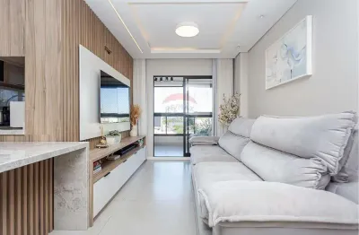 Apartamento para venda em Água Verde de 90.00m² com 3 Quartos, 1 Suite e 2 Garagens