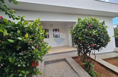 Casa para venda em Vila Nossa Senhora De Fátima de 236.37m² com 4 Quartos, 1 Suite e 5 Garagens