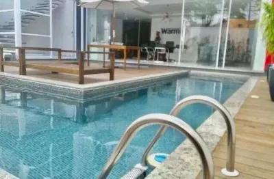 Casa para venda em Bacacheri de 165.00m² com 1 Quarto e 6 Garagens