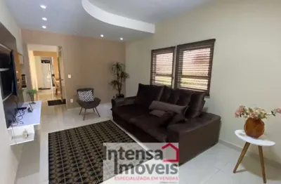 Sobrado para venda em Esplanada Santa Terezinha de 130.00m² com 3 Quartos, 1 Suite e 2 Garagens