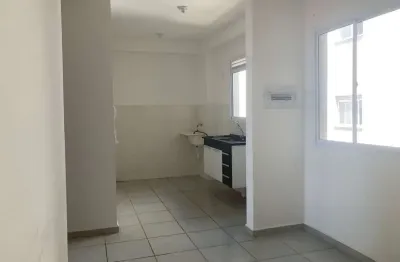 Apartamento para alugar em Residencial Itaporanga de 45.00m² com 2 Quartos e 1 Garagem